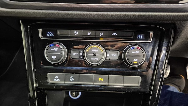 Used Volkswagen Touran 2020 for sale - 76242511: Photo 26