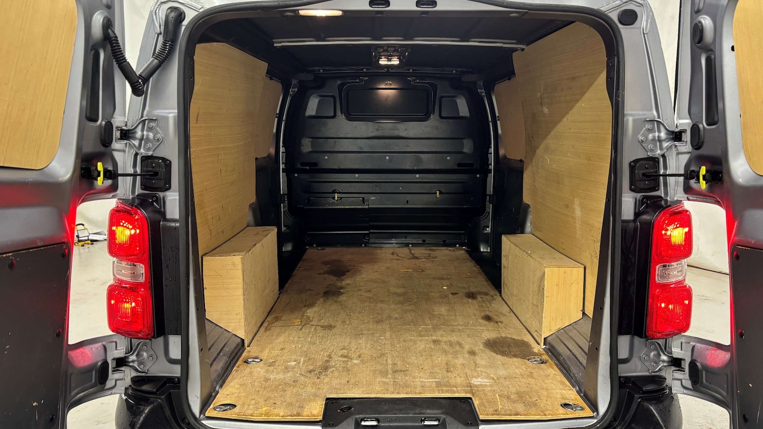 Used Peugeot Expert 2023 for sale - 76746071: Photo 14