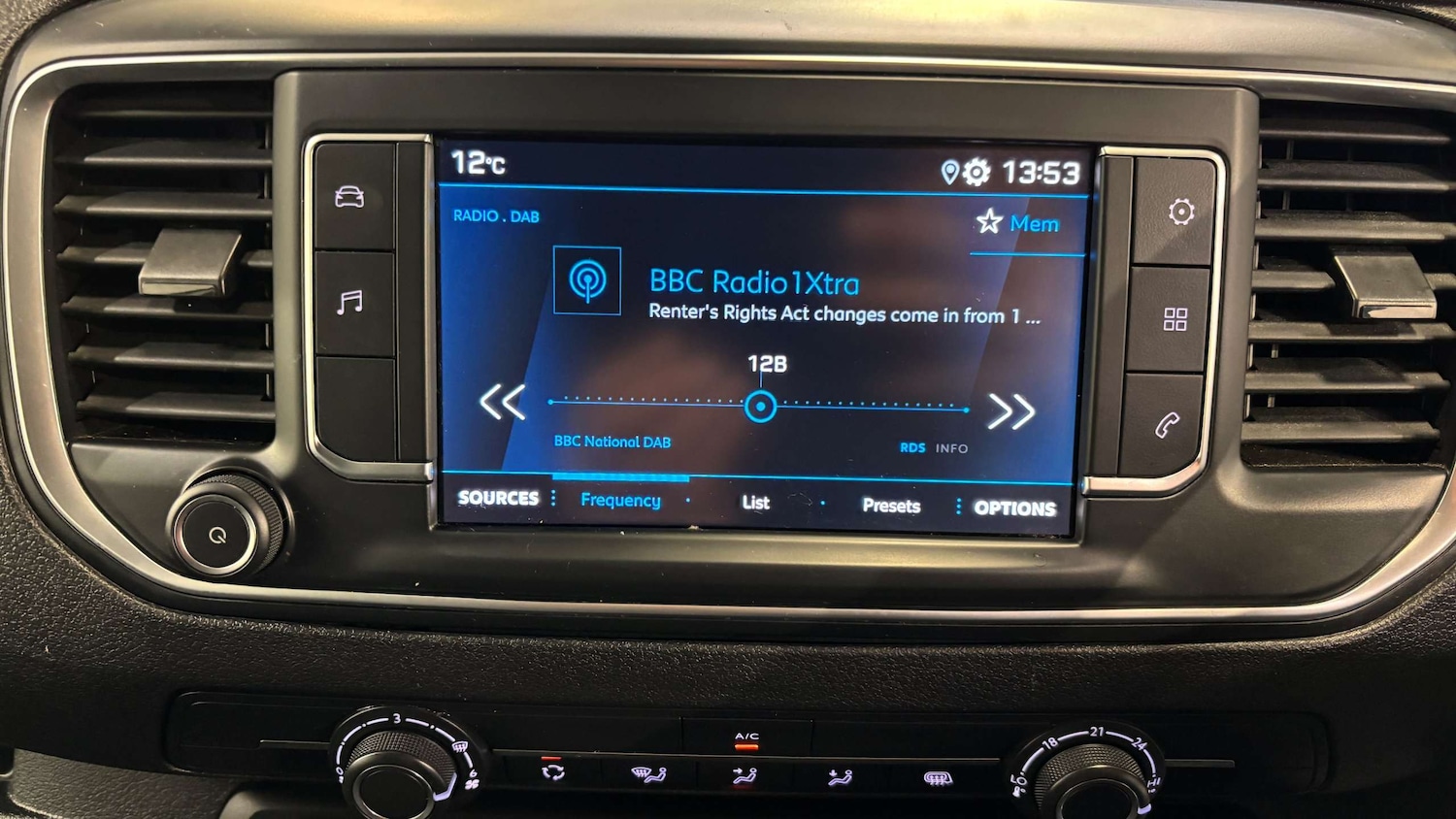 Used Peugeot Expert 2023 for sale - 76746071: Photo 21