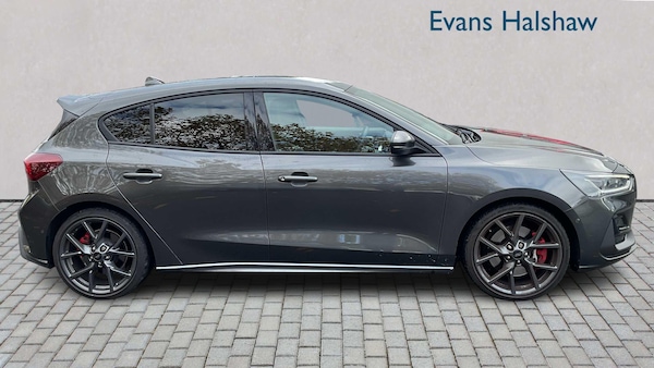 Used Ford Focus 2023 for sale - 76329163: Photo 5