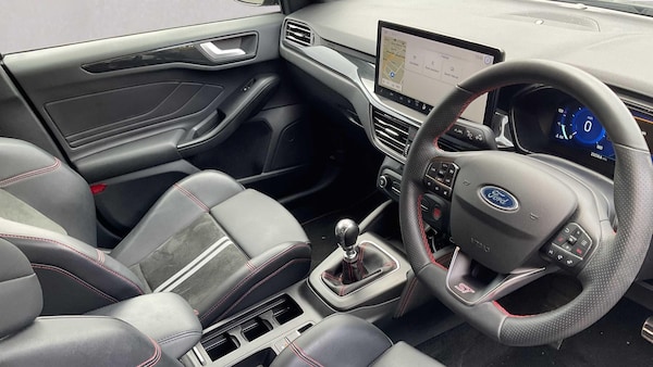 Used Ford Focus 2023 for sale - 76329163: Photo 7