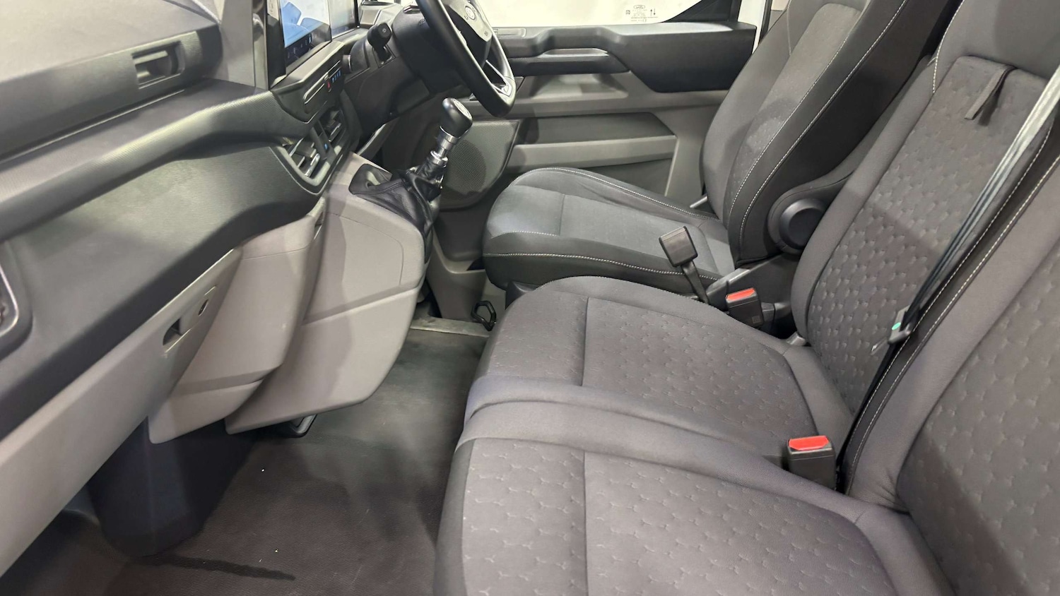 Used Ford Transit Custom 2024 for sale - 77443594: Photo 33