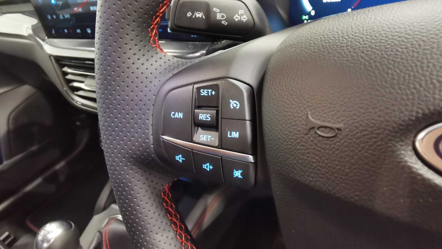 Used Ford Focus 2025 for sale - 76610608: Photo 25