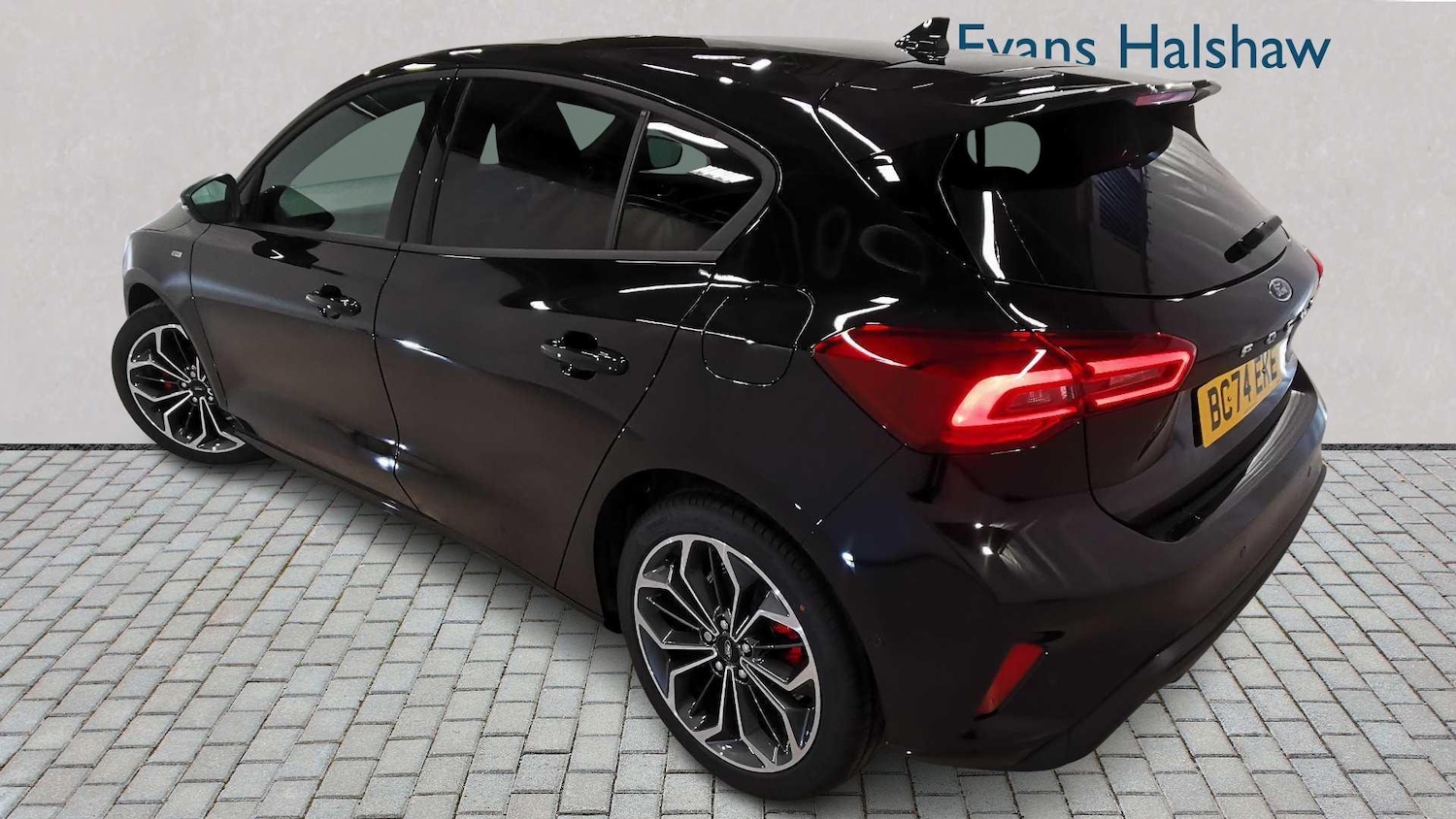 Used Ford Focus 2025 for sale - 76610608: Photo 3