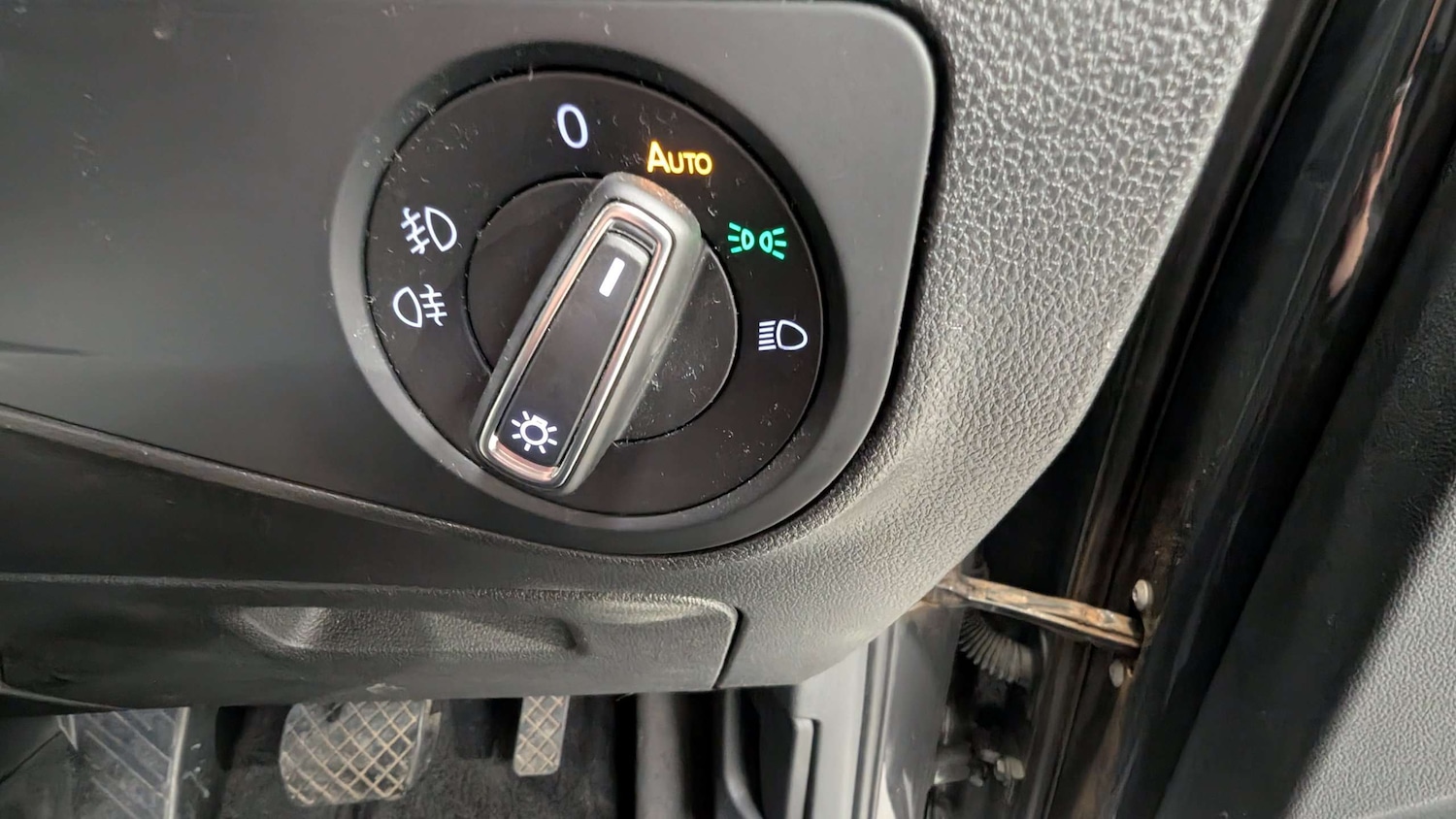 Used Volkswagen Tiguan 2019 for sale - 76902449: Photo 24