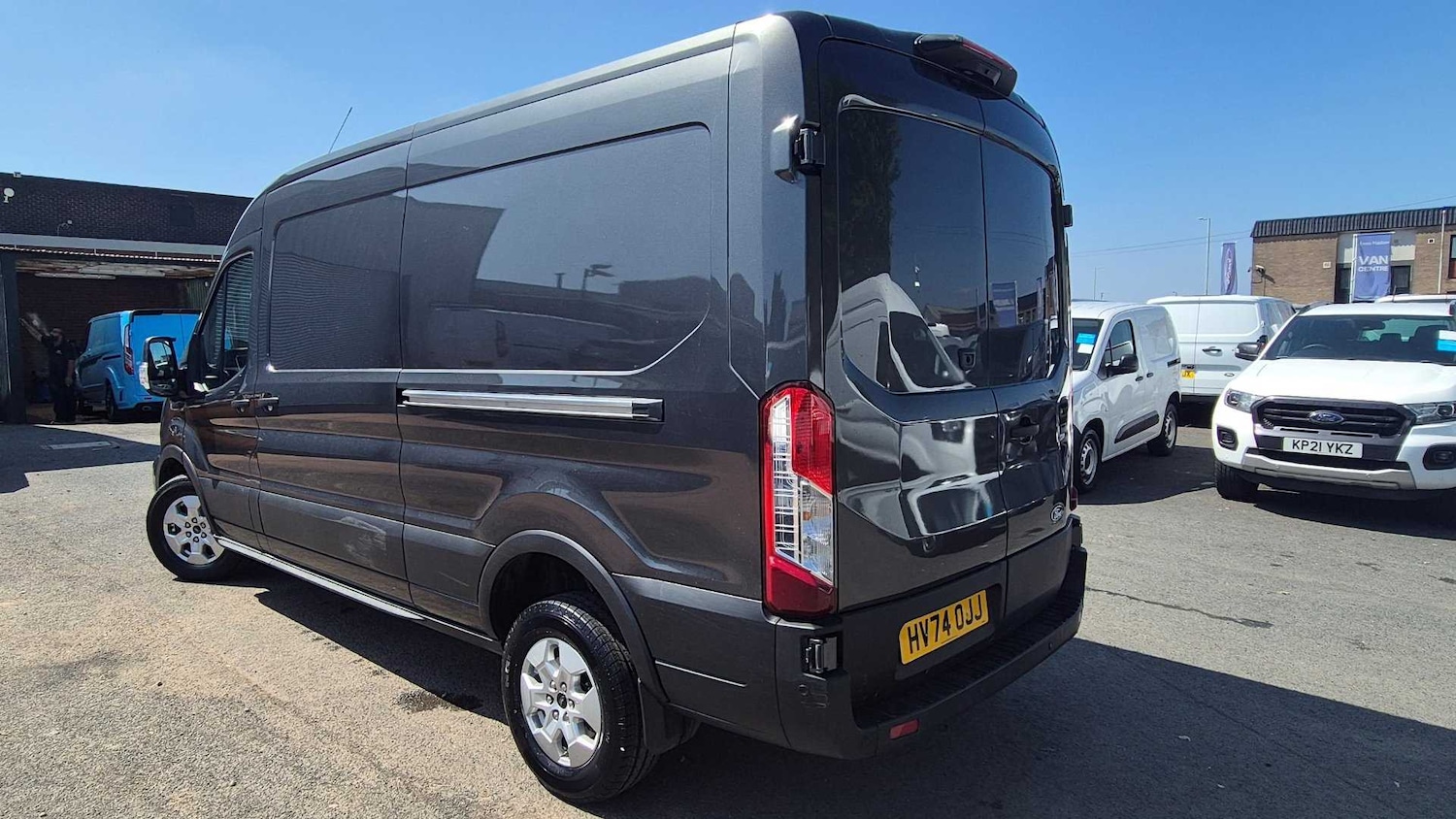 Used Ford Transit 2024 for sale - 76610629: Photo 3