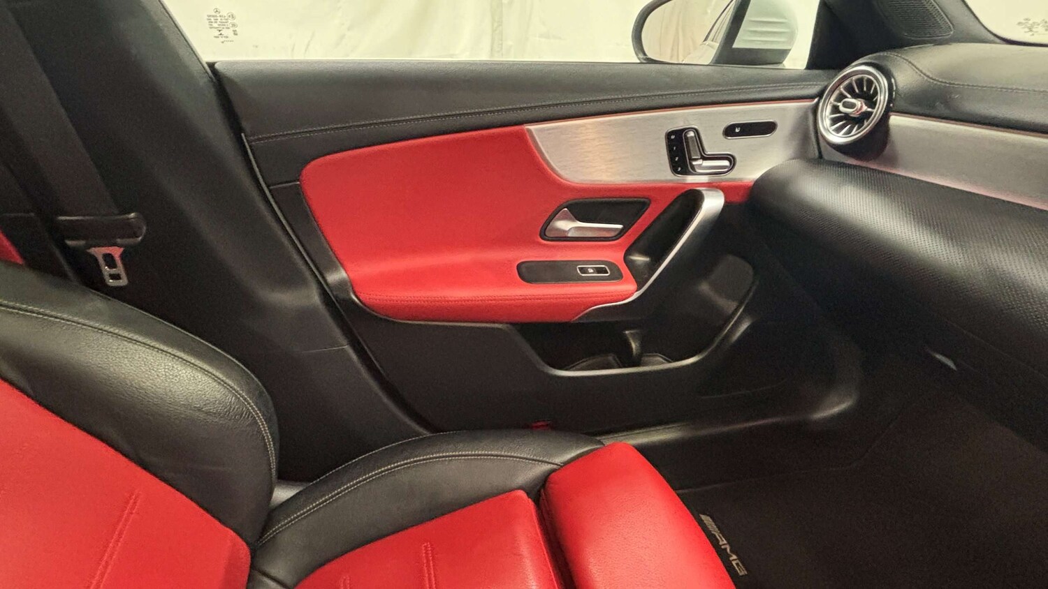 Used Mercedes-Benz CLA 2020 for sale - 77979554: Photo 35