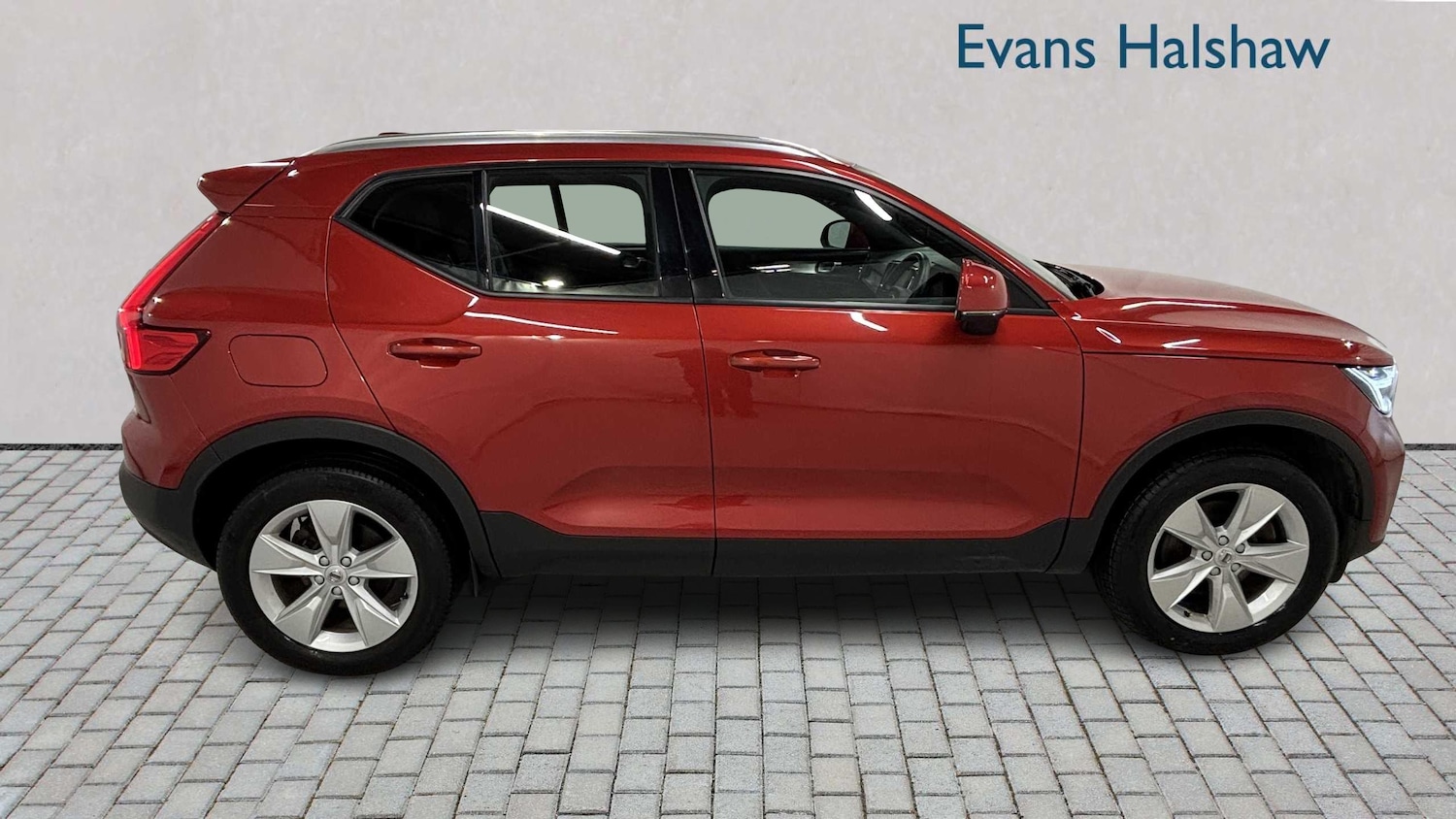 Used Volvo XC40 2022 for sale - 77711172: Photo 4