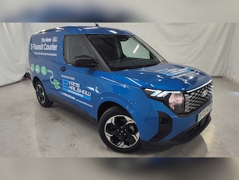 Used Ford E-Transit Courier 2025 for sale - 75637654: Photo