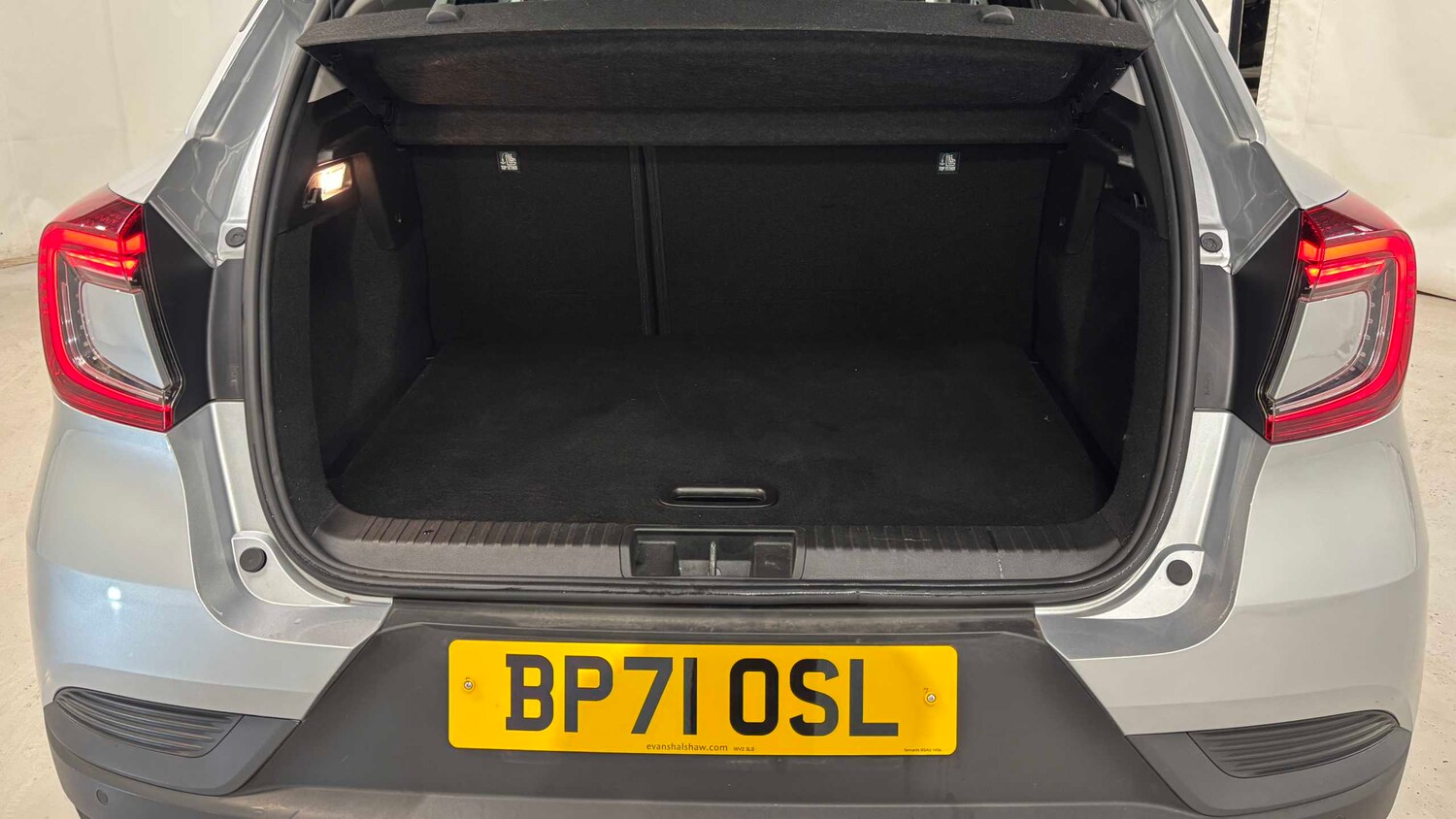 Used Renault Captur 2022 for sale - 77526896: Photo 29