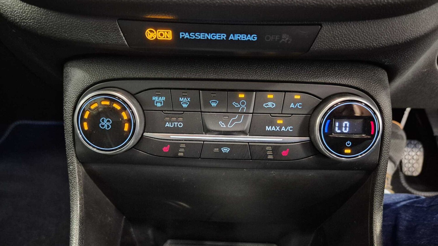 Vehicle 29