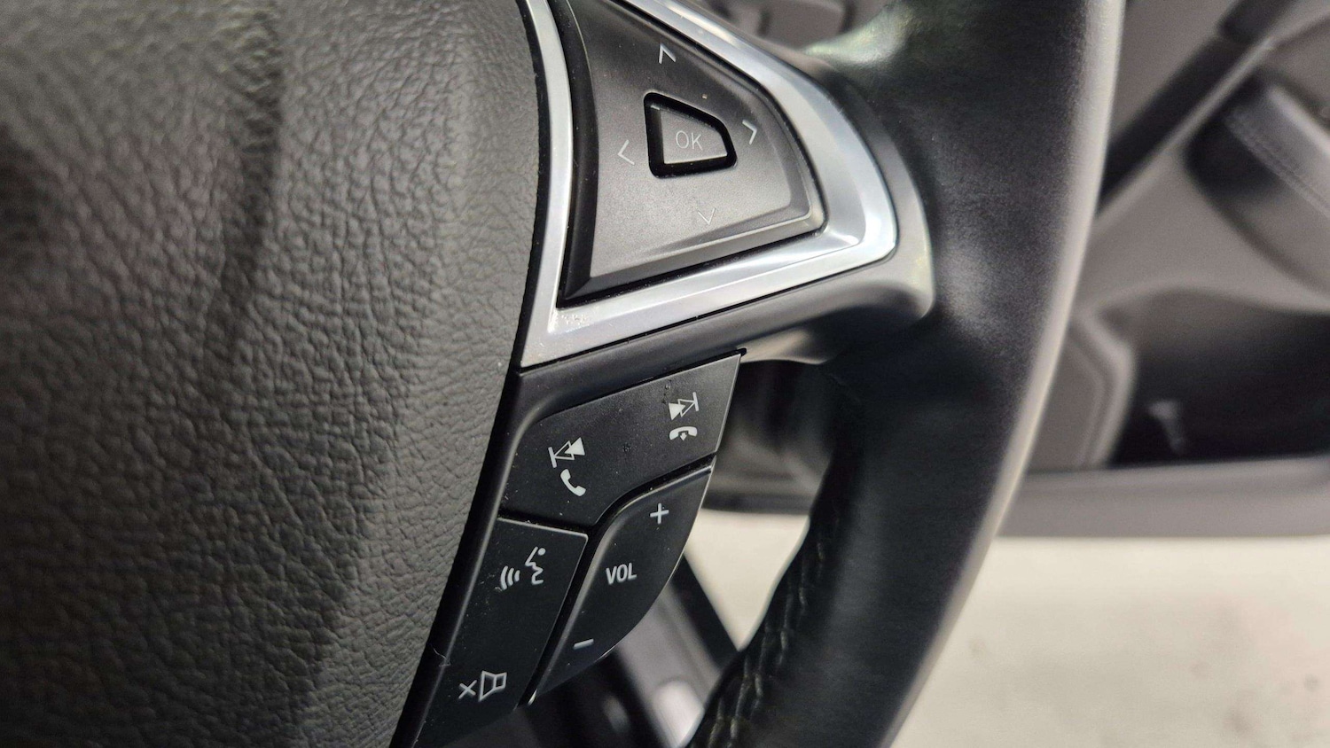 Used Ford Galaxy 2022 for sale - 76310813: Photo 23