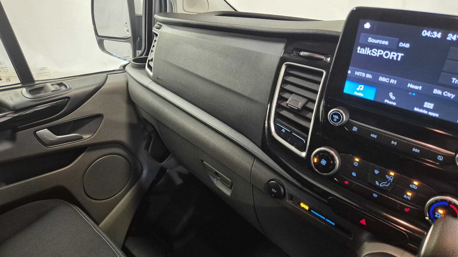 Vehicle 29