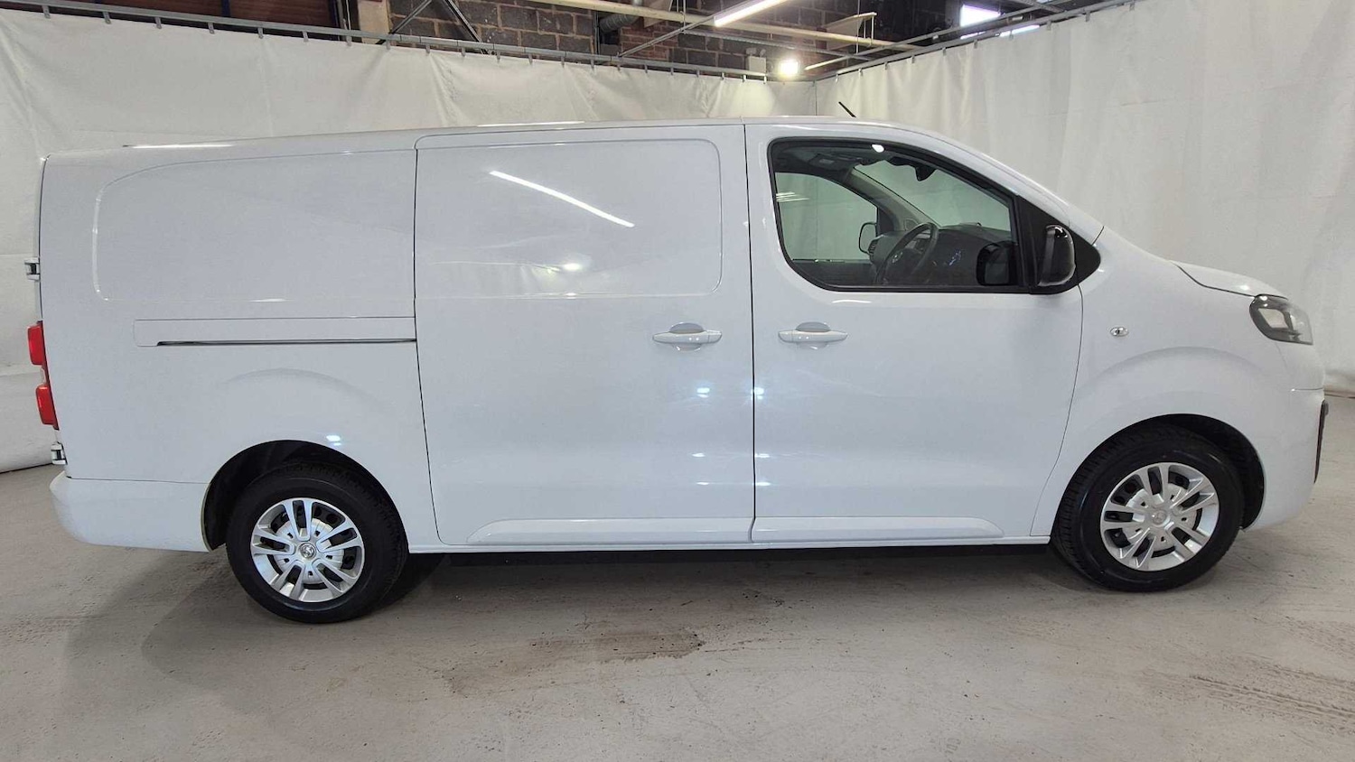 Used Vauxhall Vivaro 2022 for sale - 76378794: Photo 5