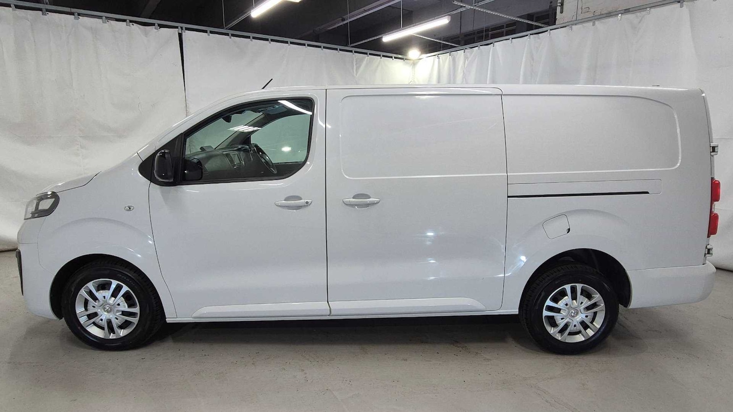 Used Vauxhall Vivaro 2022 for sale - 76378794: Photo 7