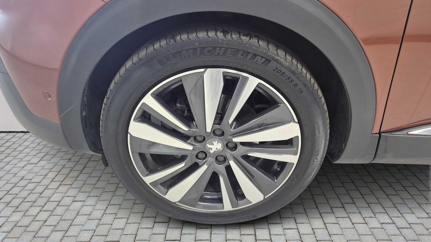 Used Peugeot 3008 2020 for sale - 76459850: Photo 10