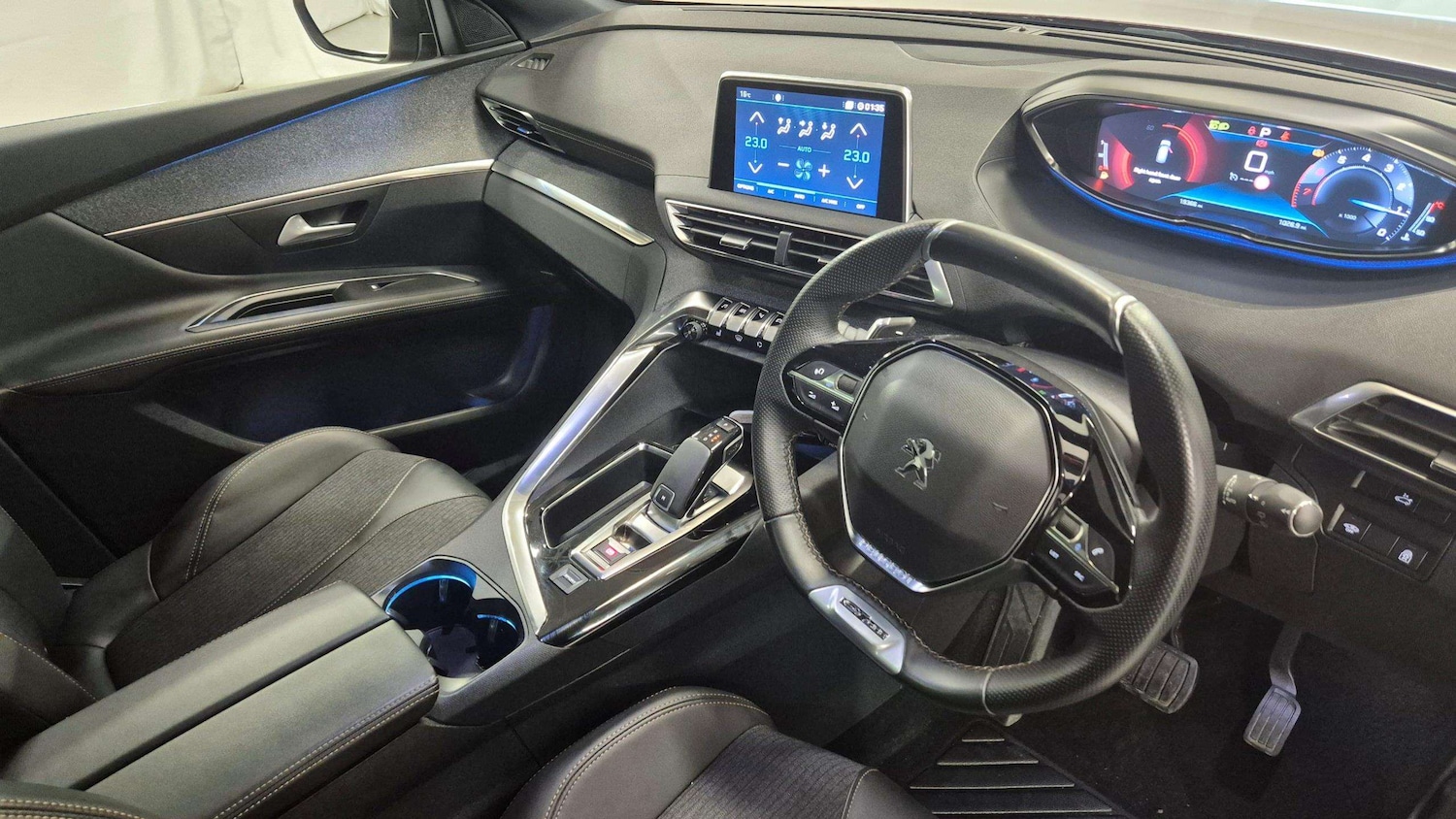 Used Peugeot 3008 2020 for sale - 76459850: Photo 13