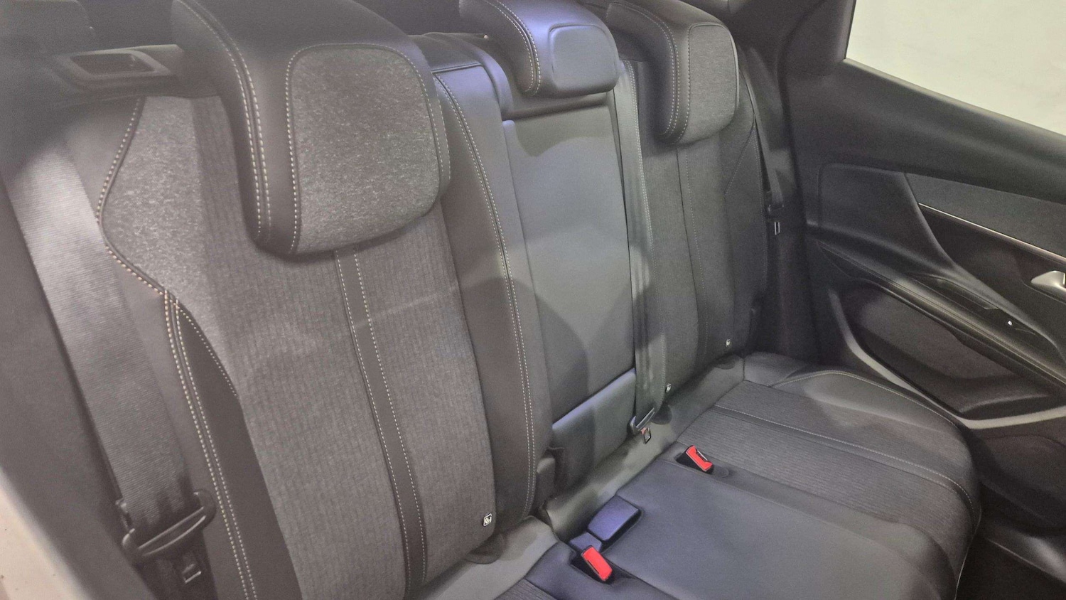 Used Peugeot 3008 2020 for sale - 76459850: Photo 15