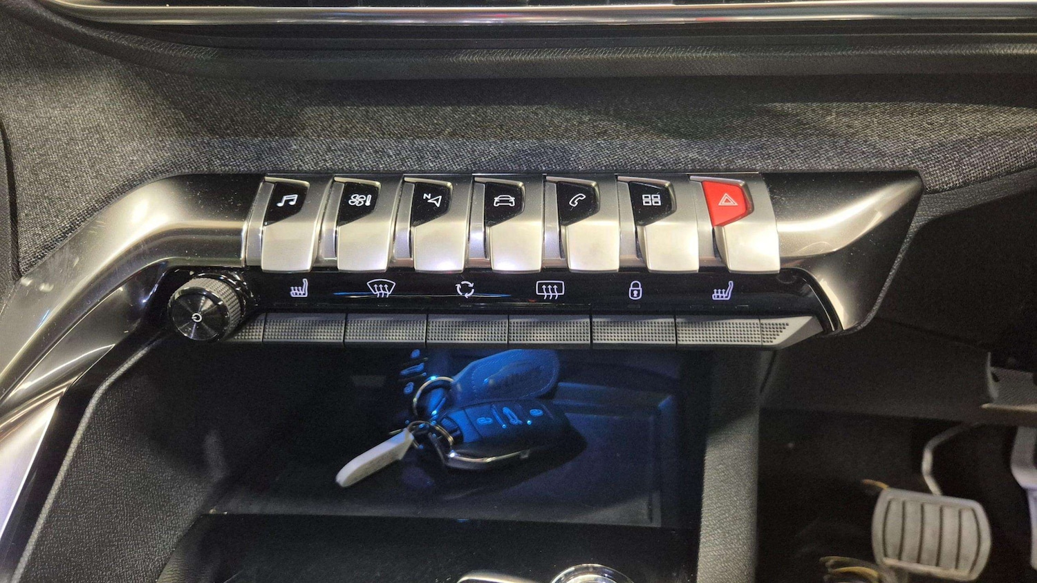 Used Peugeot 3008 2020 for sale - 76459850: Photo 29