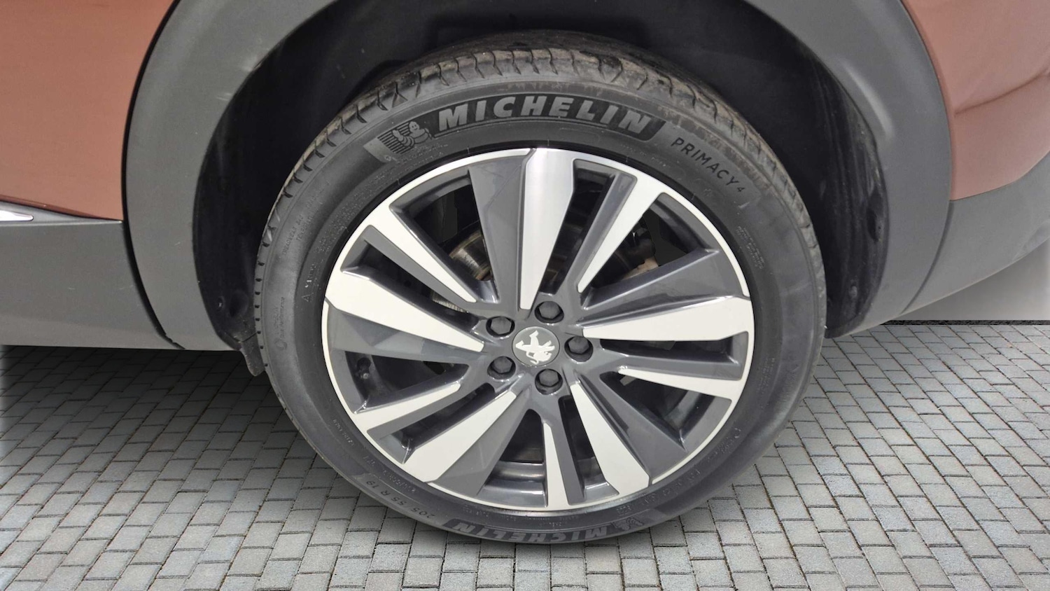 Used Peugeot 3008 2020 for sale - 76459850: Photo 8