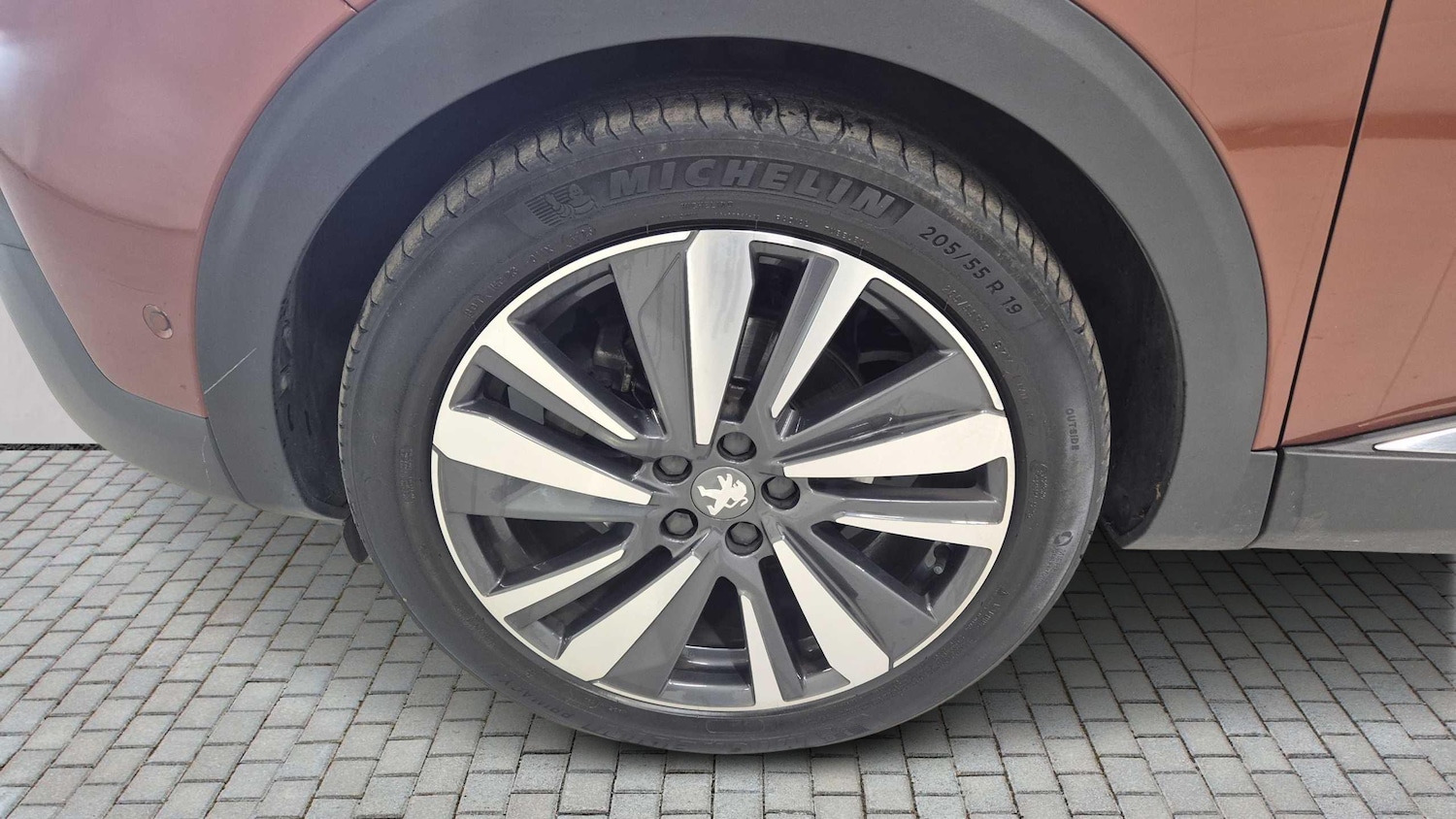 Used Peugeot 3008 2020 for sale - 76459850: Photo 9