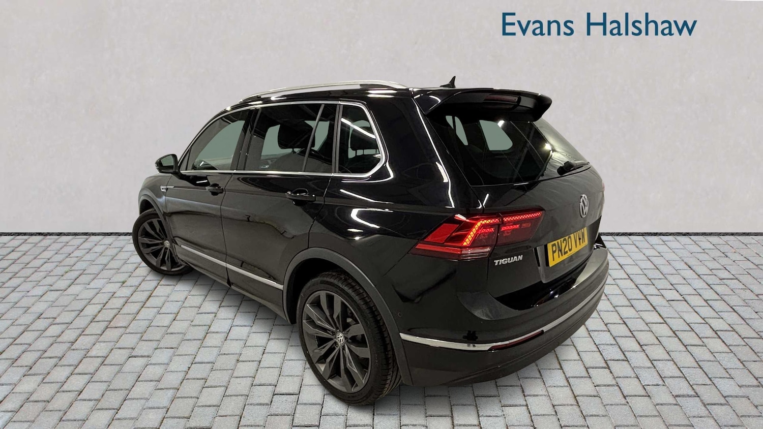 Used Volkswagen Tiguan 2020 for sale - 77270271: Photo 3