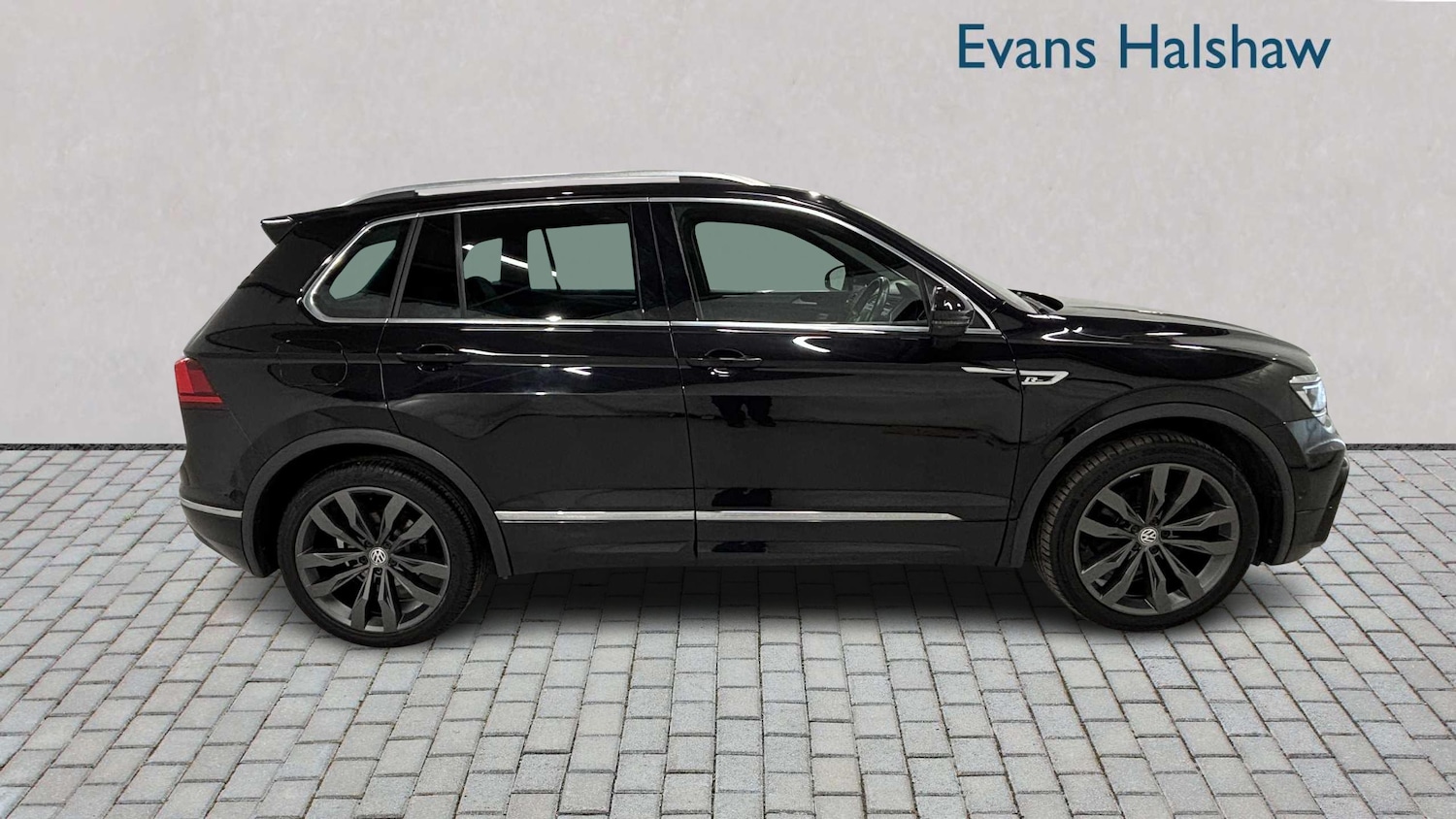 Used Volkswagen Tiguan 2020 for sale - 77270271: Photo 4