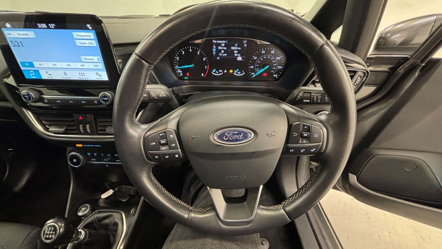 Used Ford Fiesta 2018 for sale - 76967895: Photo 21