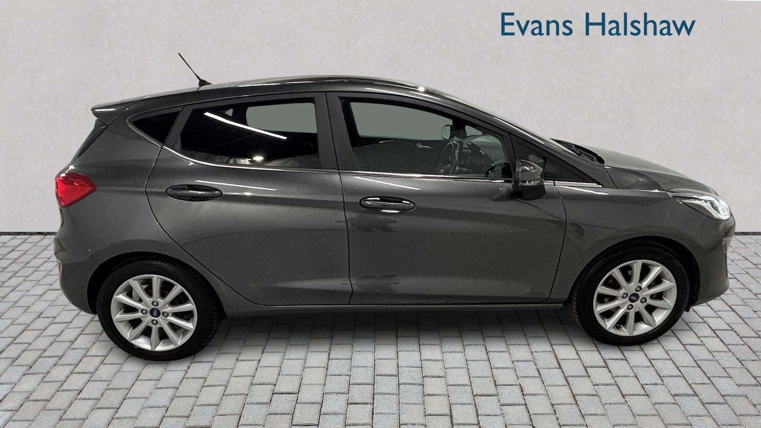 Used Ford Fiesta 2018 for sale - 76967895: Photo 4