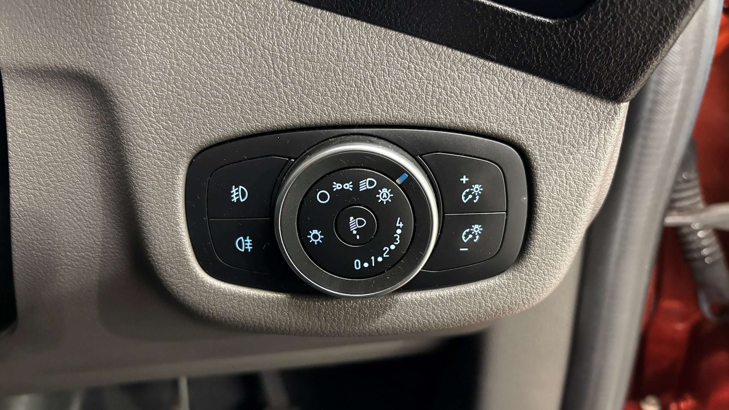 Used Ford Transit Connect 2023 for sale - 76668936: Photo 18