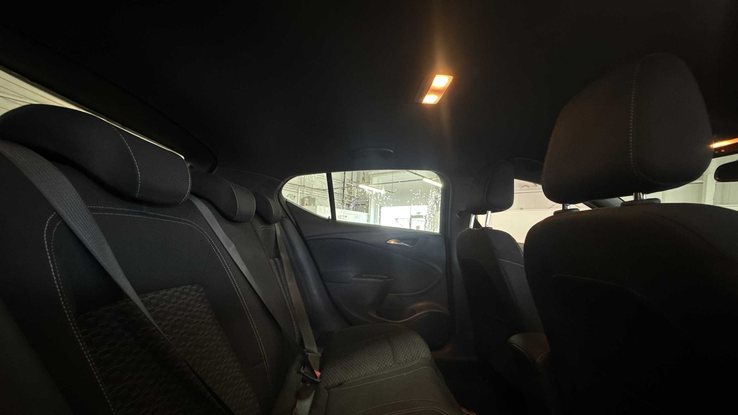 Used Vauxhall Astra 2017 for sale - 76636825: Photo 13