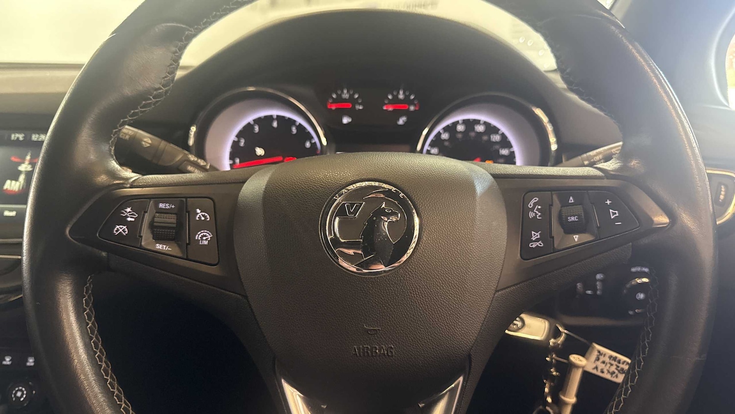 Used Vauxhall Astra 2017 for sale - 76636825: Photo 15