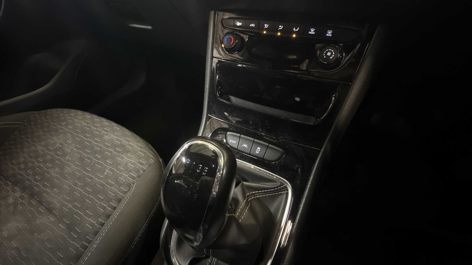 Used Vauxhall Astra 2017 for sale - 76636825: Photo 17