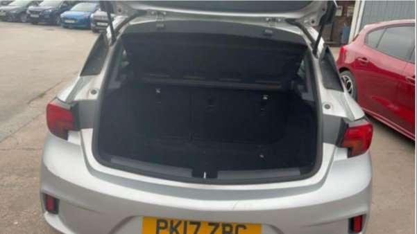 Used Vauxhall Astra 2017 for sale - 76636825: Photo 4