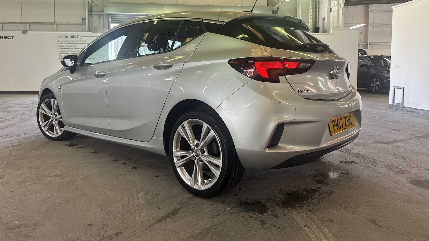 Used Vauxhall Astra 2017 for sale - 76636825: Photo 9