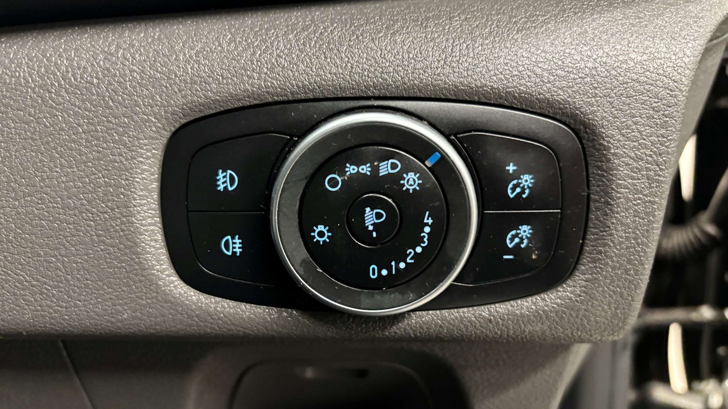 Used Ford Transit Custom 2023 for sale - 77577410: Photo 15