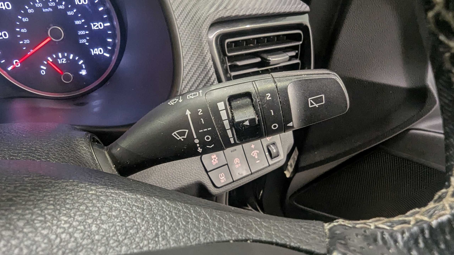 Used Kia Stonic 2021 for sale - 76351643: Photo 19