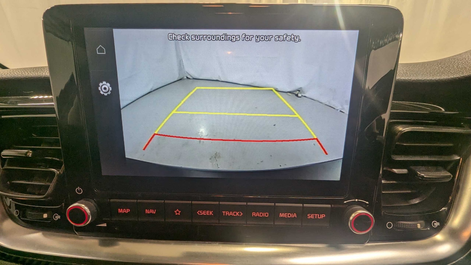 Used Kia Stonic 2021 for sale - 76351643: Photo 28