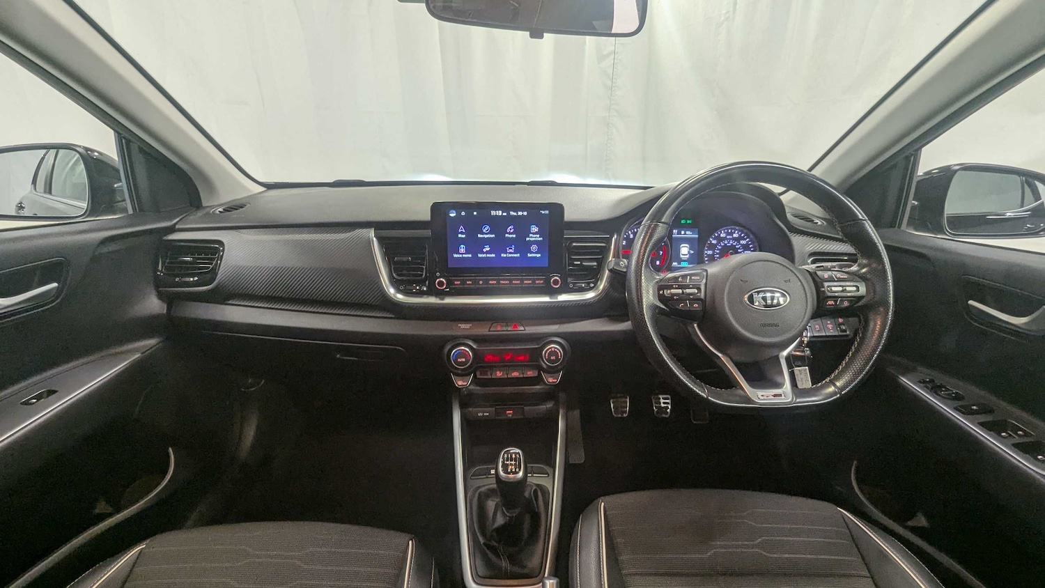 Used Kia Stonic 2021 for sale - 76351643: Photo 32