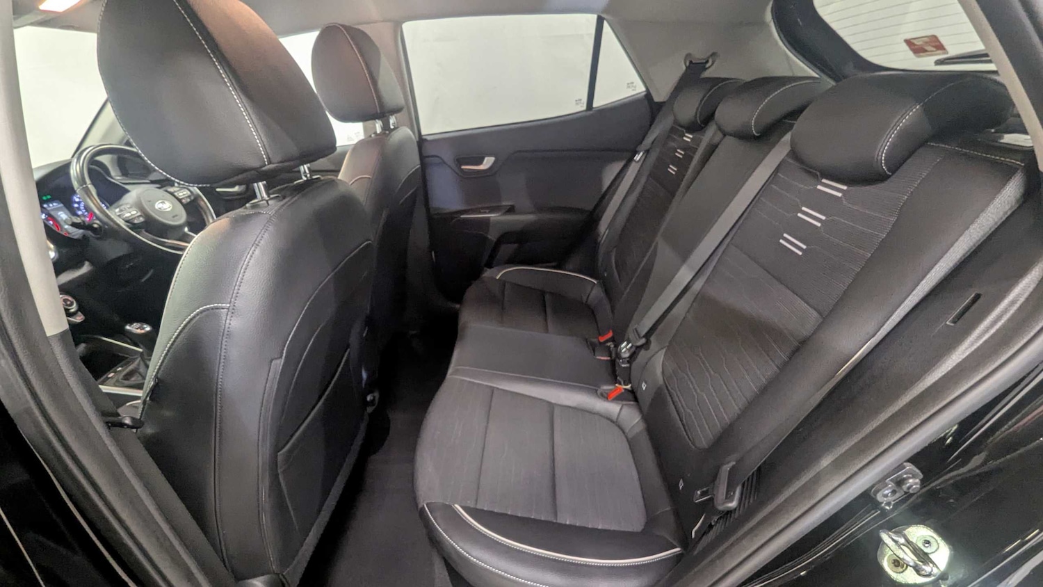 Used Kia Stonic 2021 for sale - 76351643: Photo 34