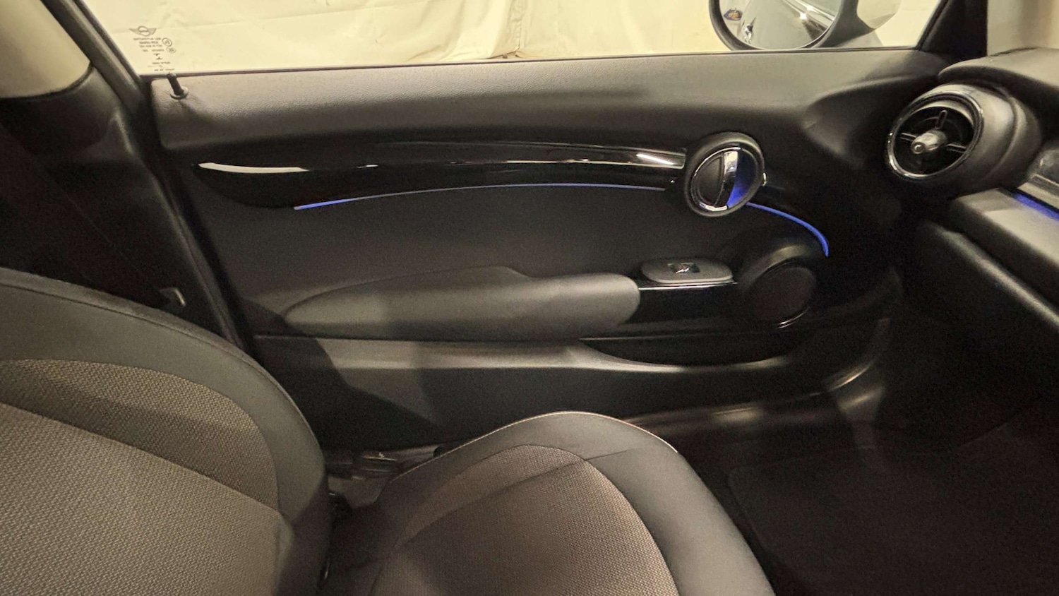 Used MINI Hatch 2021 for sale - 77500225: Photo 30