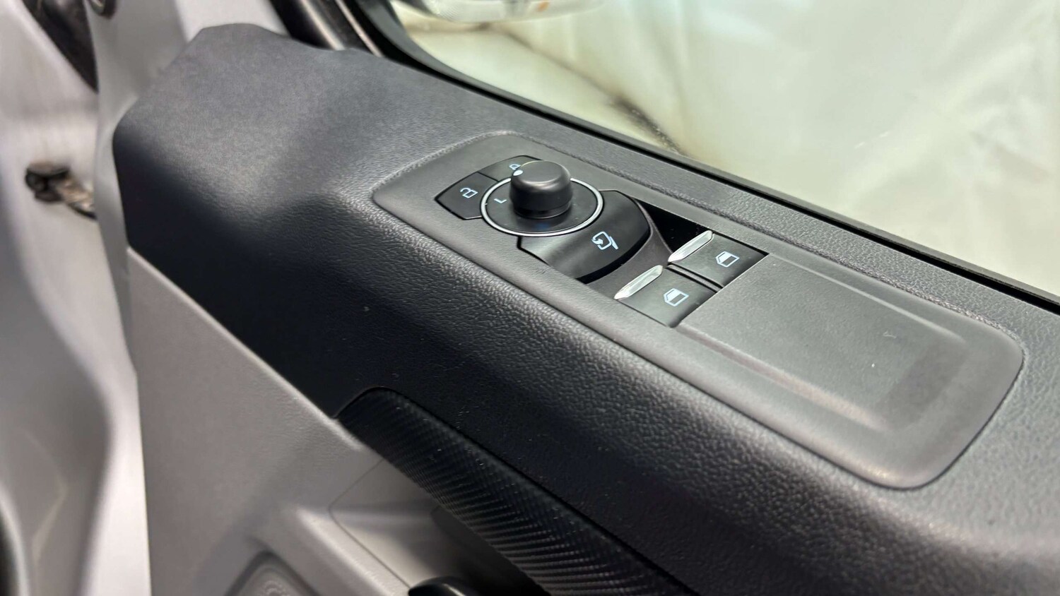 Used Ford Transit Custom 2024 for sale - 77628214: Photo 13