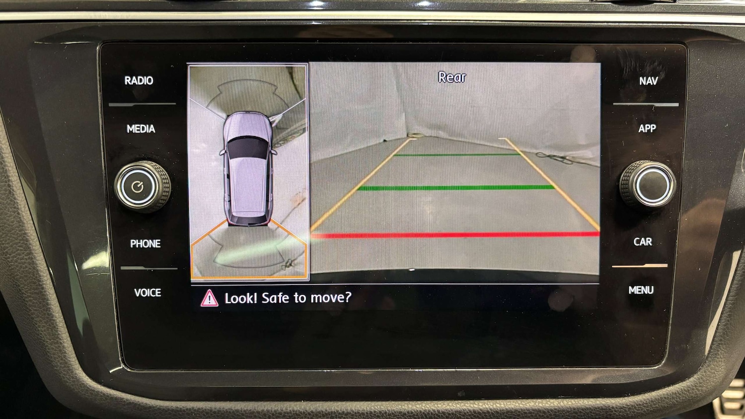 Used Volkswagen Tiguan 2020 for sale - 76475824: Photo 35