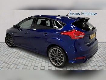 Used Ford Focus 2017 for sale - 77787176: Photo
