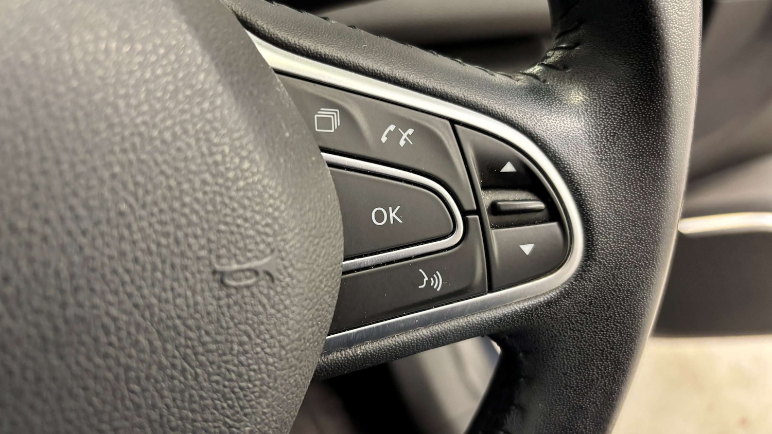 Used Renault Megane 2016 for sale - 77472578: Photo 21