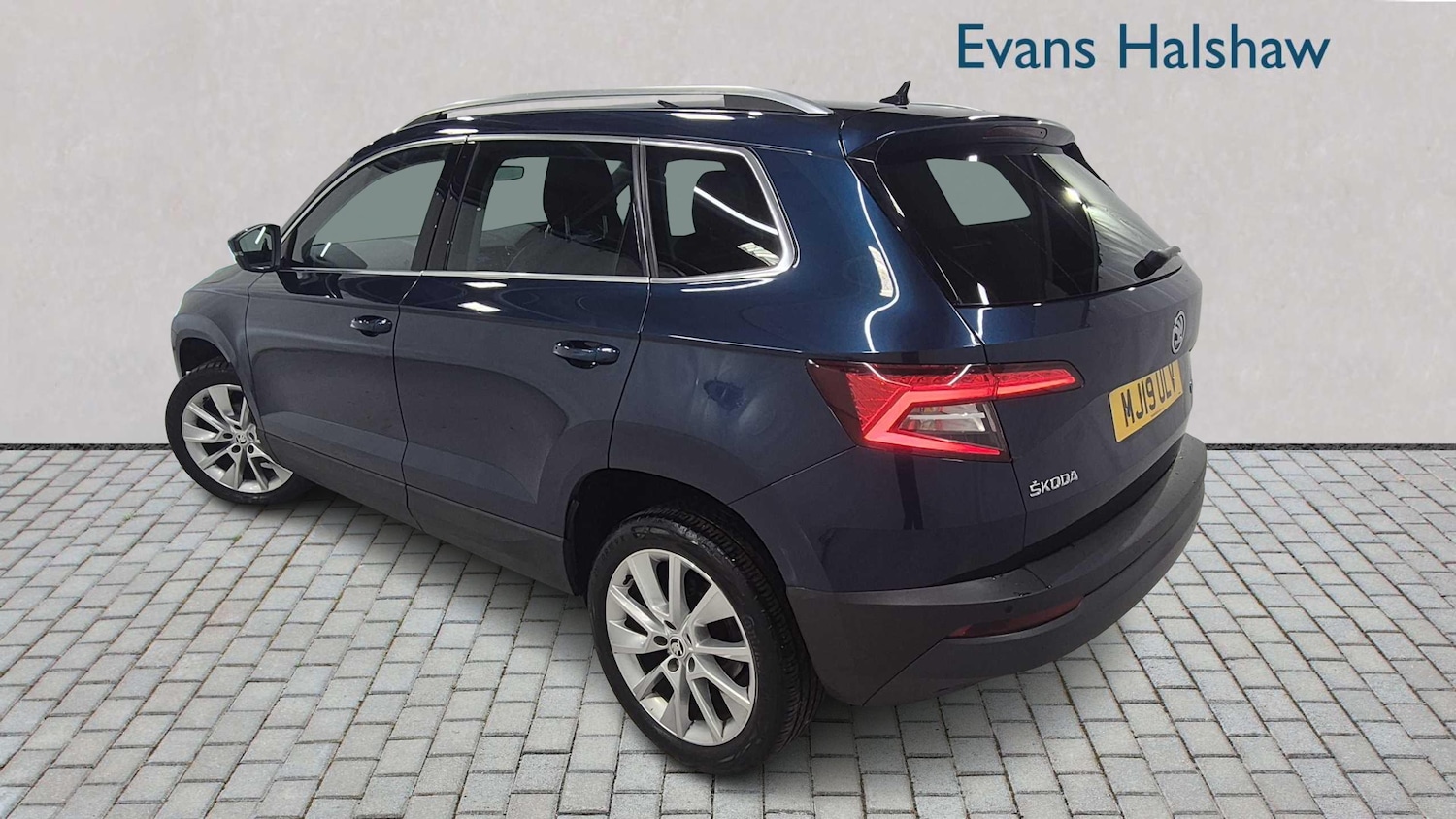 Used Skoda Karoq 2019 for sale - 76310820: Photo 3