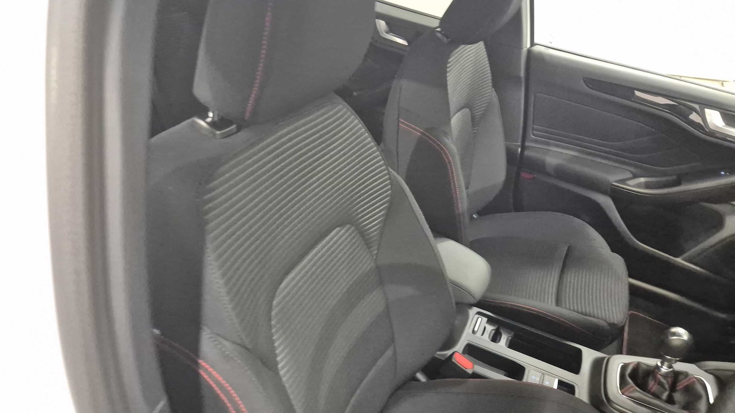 Used Ford Focus 2025 for sale - 76978916: Photo 14