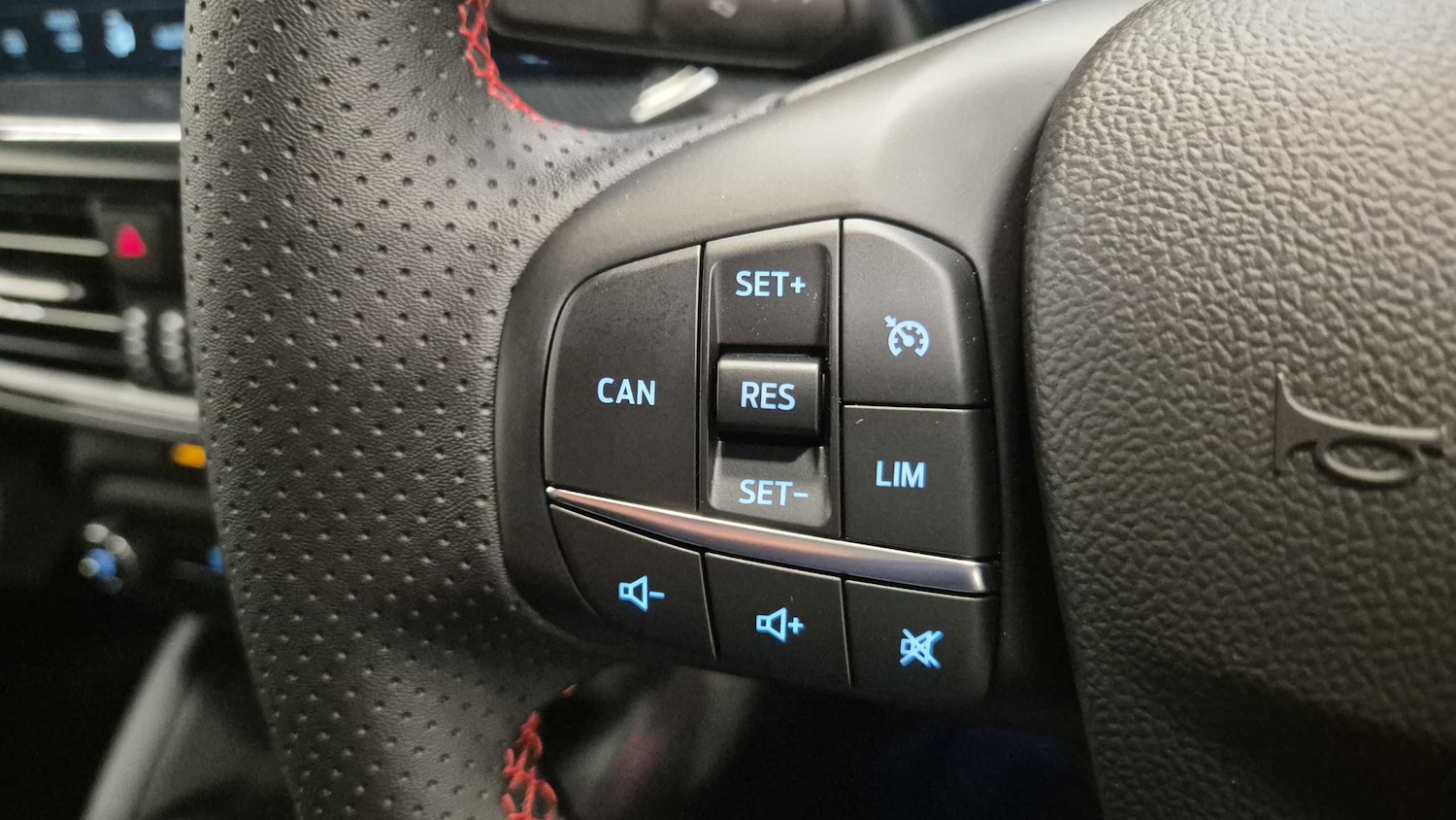 Used Ford Focus 2025 for sale - 76978916: Photo 23