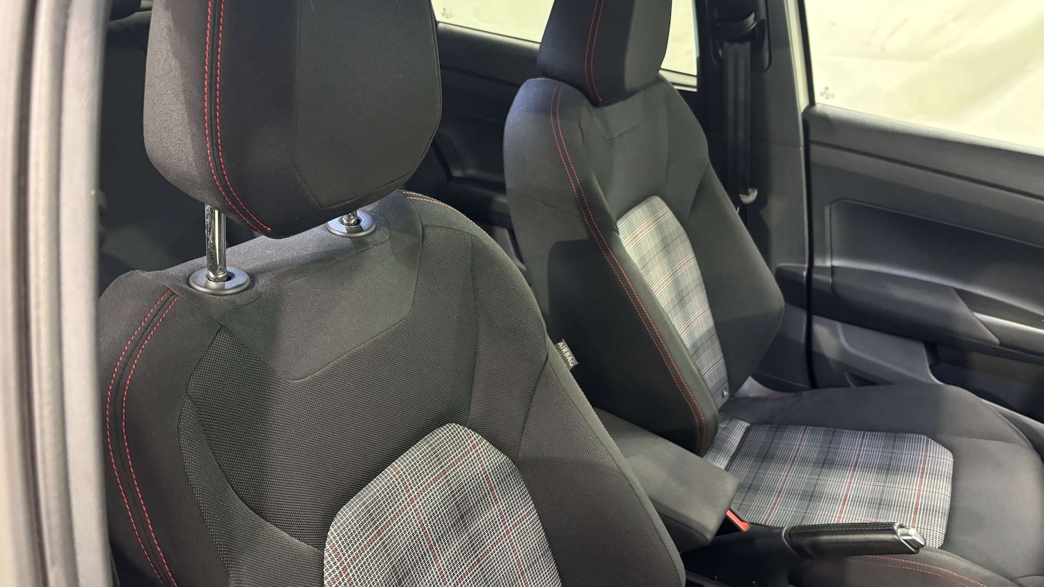 Used Volkswagen Polo 2024 for sale - 76967847: Photo 14