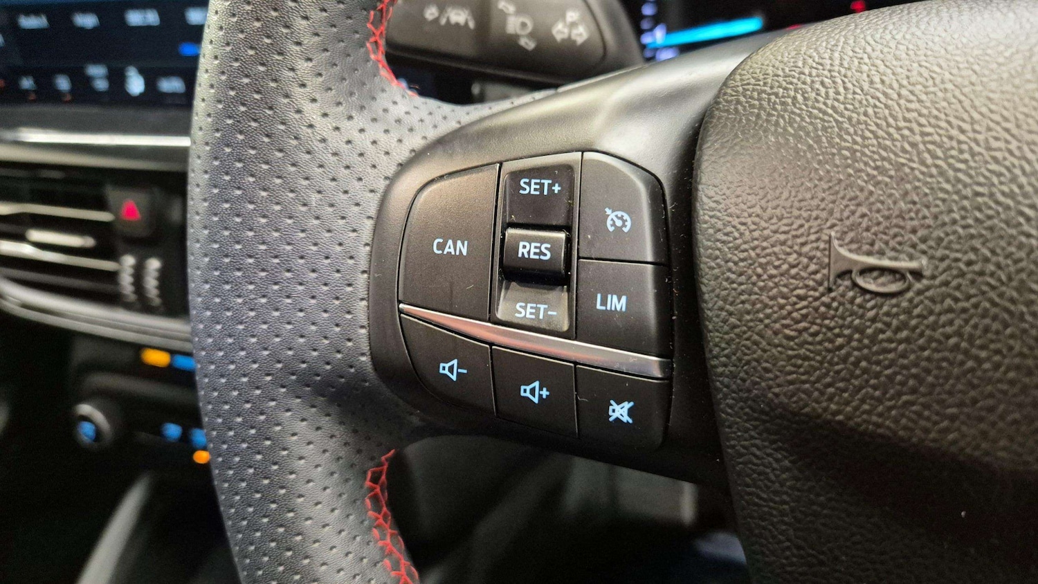 Used Ford Focus 2022 for sale - 76262501: Photo 23